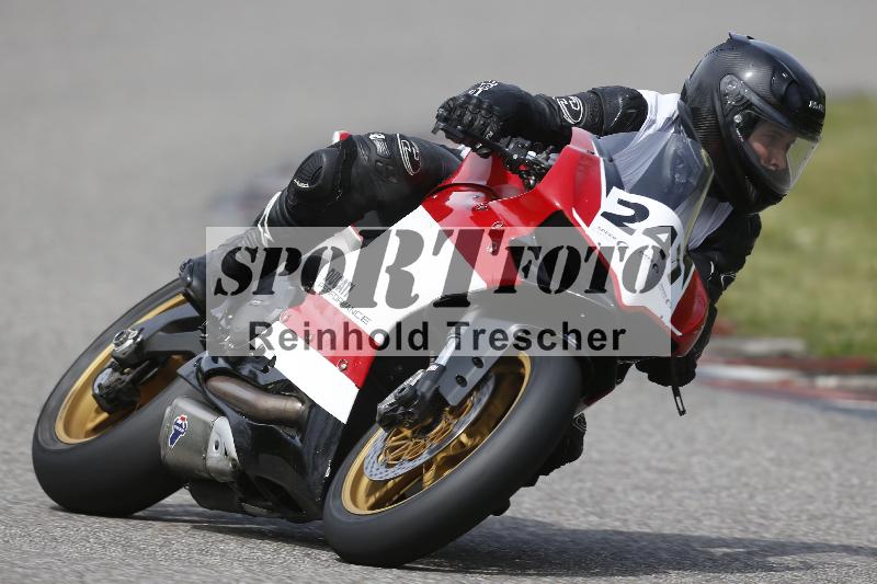 /Archiv-2025/07 19.04.2025 Speer Racing ADR/Instruktorentraining/247